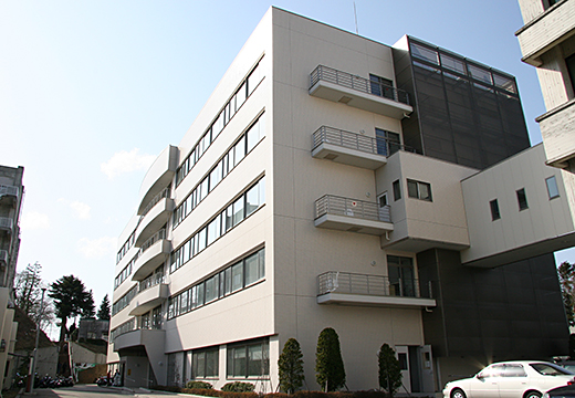 電子情報システム・応物系2号館 写真