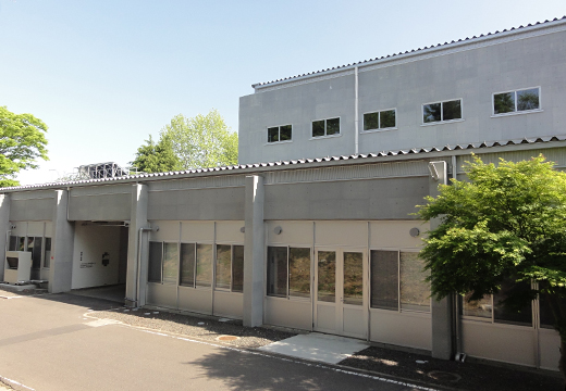 建築実験棟 写真